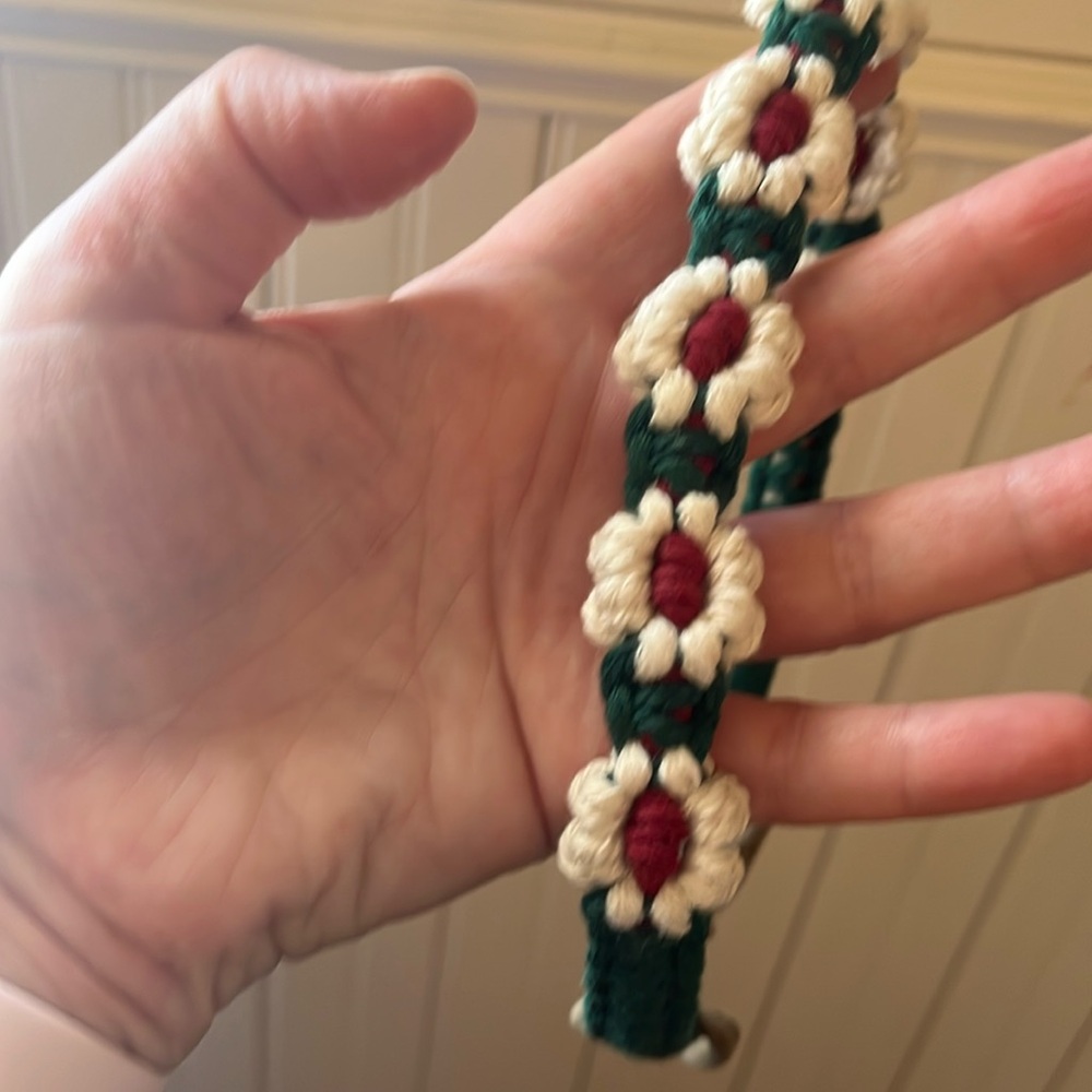Crochet flower pattern elastic head wrap/ headband Teal and Cream - Picture 14 of 15